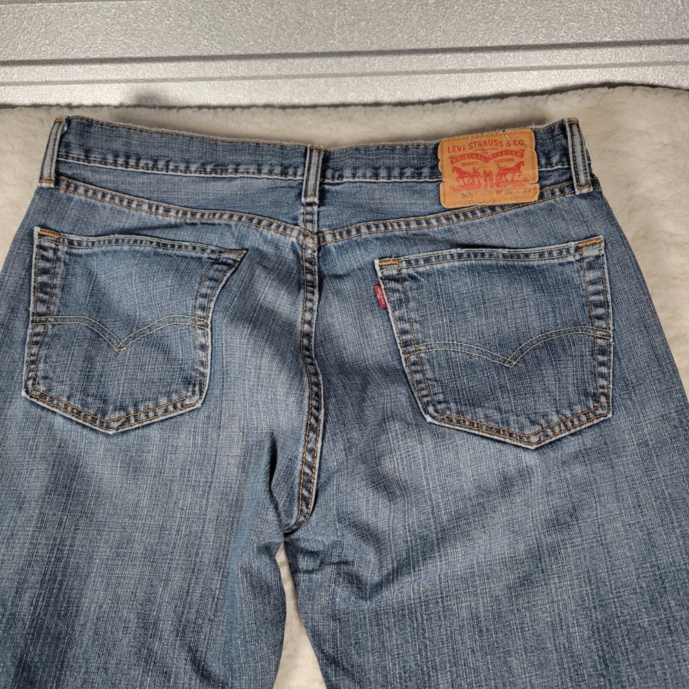Levis 505 Regular Fit Jeans‎ Mens 36x32 Blue Medium Wash Straight Leg Denim - Picture 11 of 16